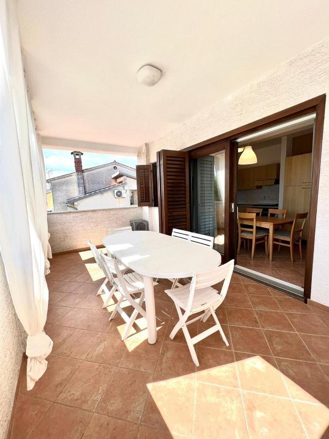 Villa Ortensie Apartments Funtana Exterior foto